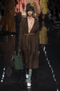 15_fendi-_woman_ss_20