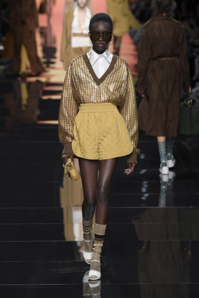 17_fendi-_woman_ss_20