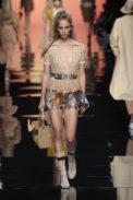 27_fendi-_woman_ss_20