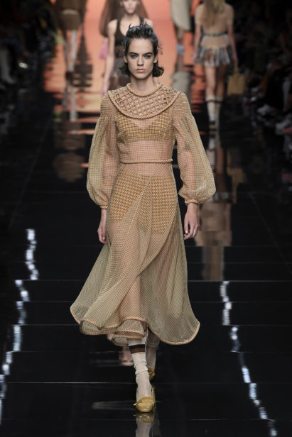 29_fendi-_woman_ss_20
