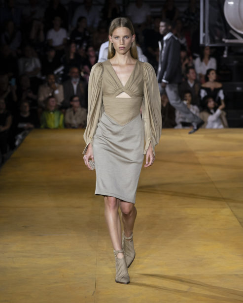 burberry-spring_summer-2020-collection-look-30