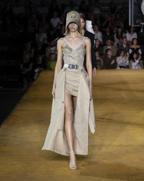 burberry-spring_summer-2020-collection-look-52