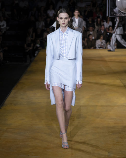 burberry-spring_summer-2020-collection-look-77