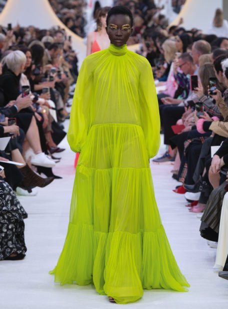 013-valentino-pap-ss20