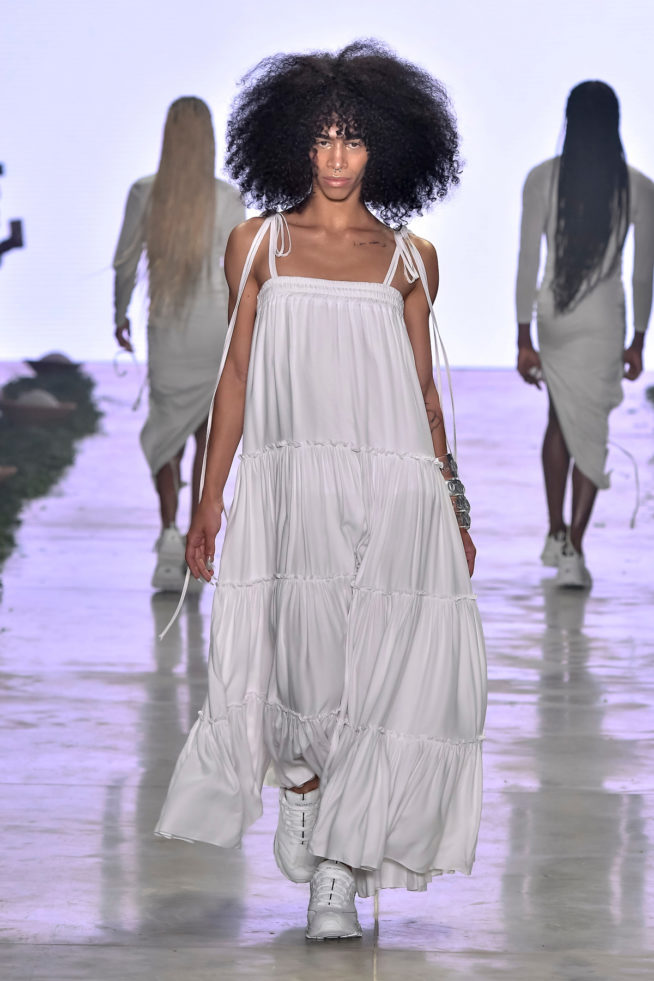 Isaac Silva - SPFW N48

Inverno 2020

Foto: Zé Takahashi/ FOTOSITE