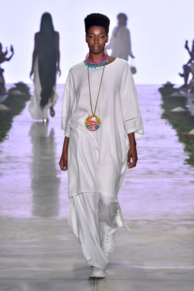 Isaac Silva - SPFW N48

Inverno 2020

Foto: Zé Takahashi/ FOTOSITE