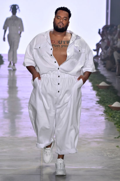 Isaac Silva - SPFW N48

Inverno 2020

Foto: Zé Takahashi/ FOTOSITE