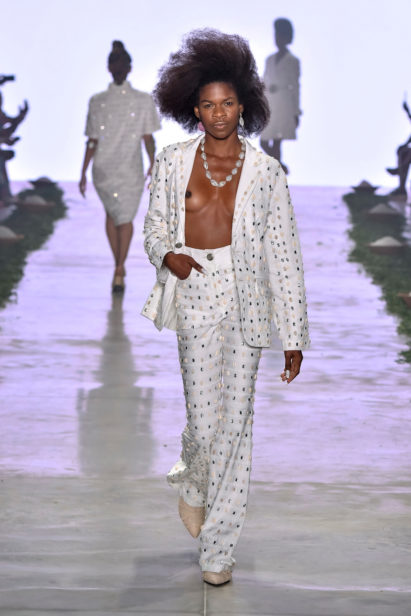 Isaac Silva - SPFW N48

Inverno 2020

Foto: Zé Takahashi/ FOTOSITE