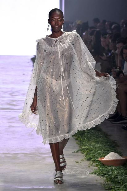 Isaac Silva - SPFW N48

Inverno 2020

Foto: Zé Takahashi/ FOTOSITE