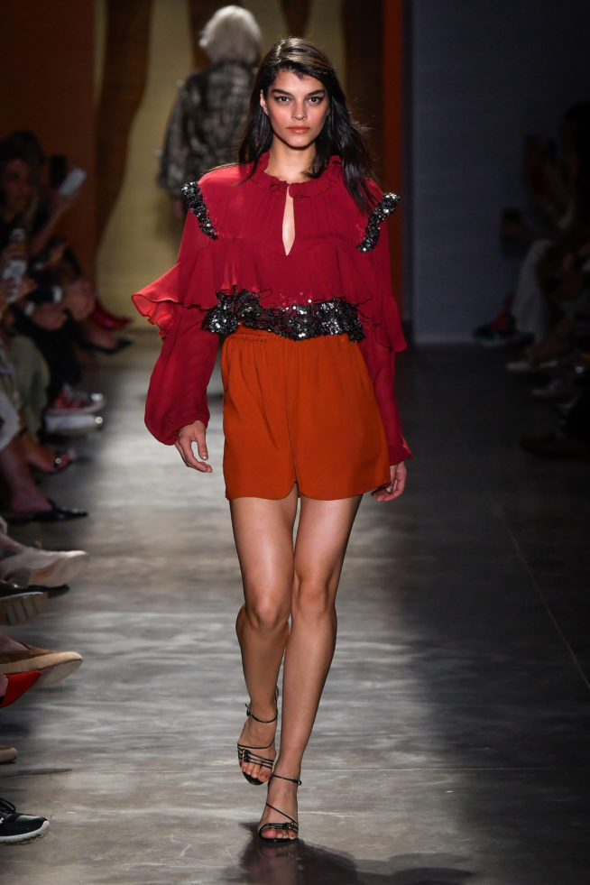 Lilly Sarti - SPFW N48

Inverno 2020

Foto: Zé Takahashi/ FOTOSITE