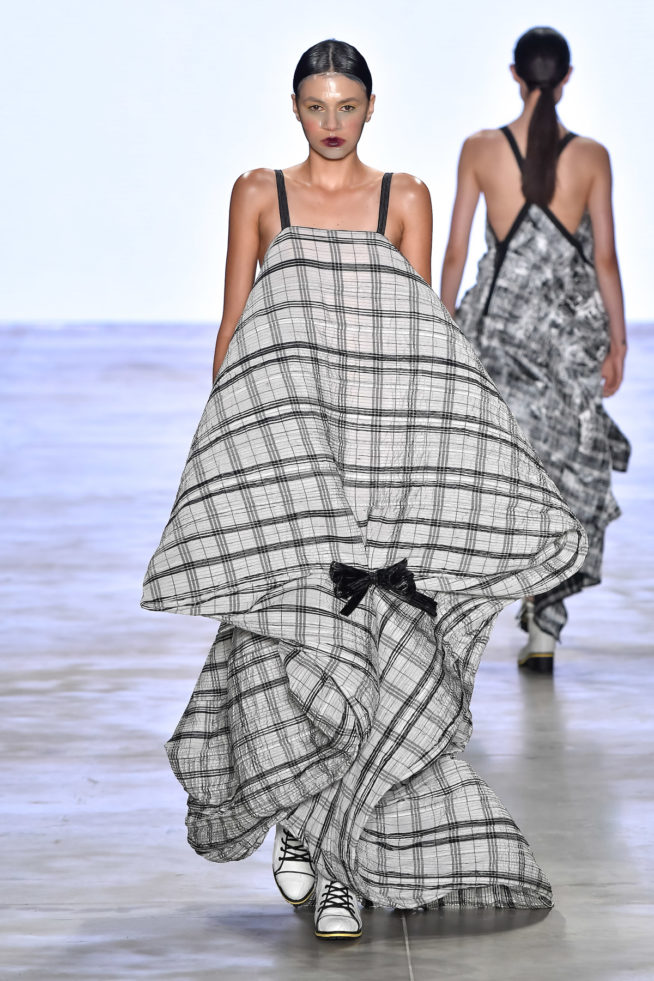Lino Villaventura - SPFW N48

Inverno 2020

Foto: Zé Takahashi/ FOTOSITE