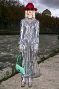 look_13