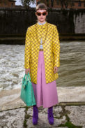look_21