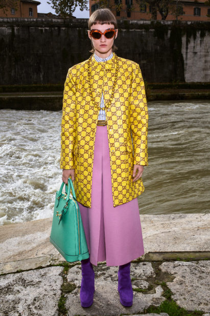 look_21