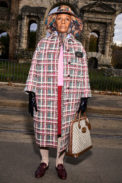 look_26