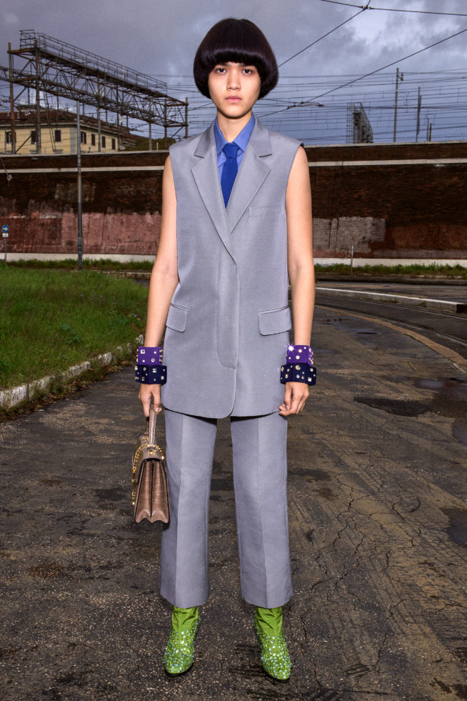 look_3
