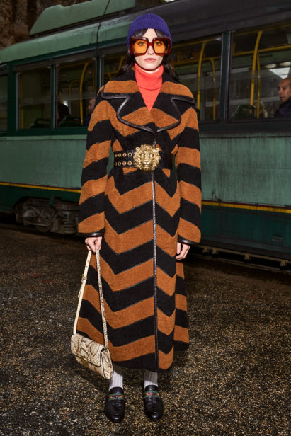 look_33