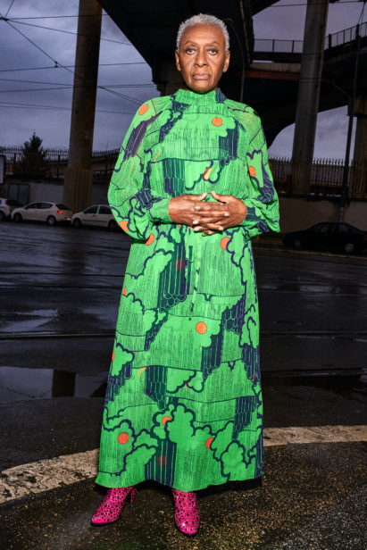 look_34