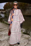 look_39