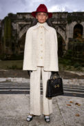 look_4