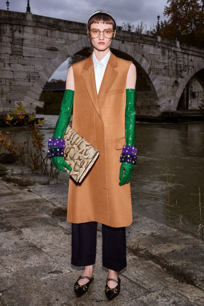 look_46