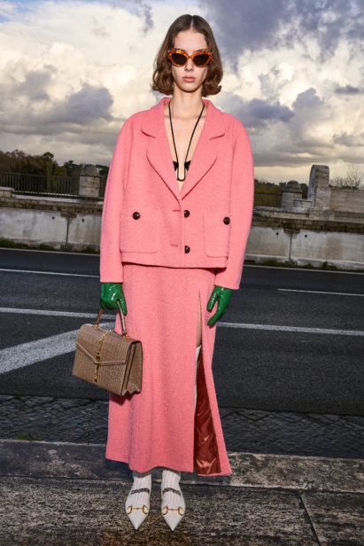 look_47