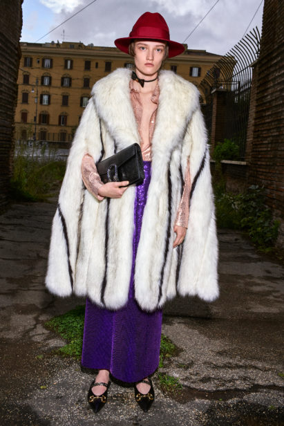 look_53
