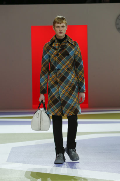 36-prada_uomo_fw20