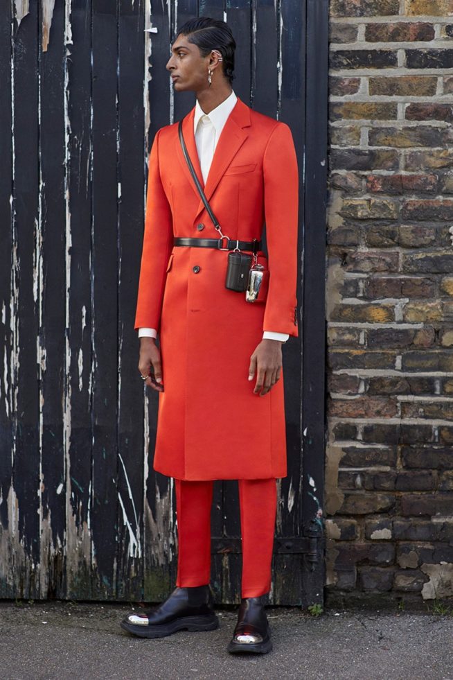 https___hypebeast-com_image_2020_01_alexander-mcqueen-fall-winter-2020-lookbook-mens-sarah-burton-28