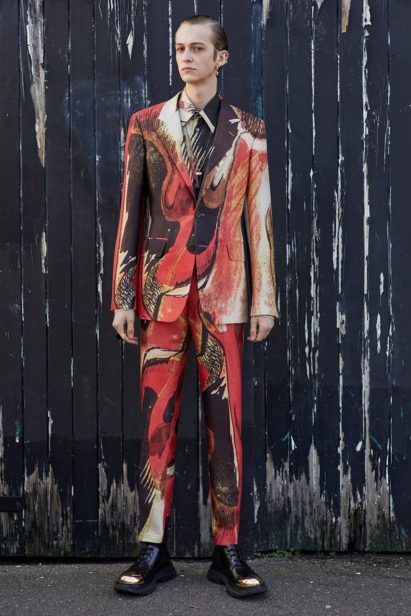 https___hypebeast-com_image_2020_01_alexander-mcqueen-fall-winter-2020-lookbook-mens-sarah-burton-30