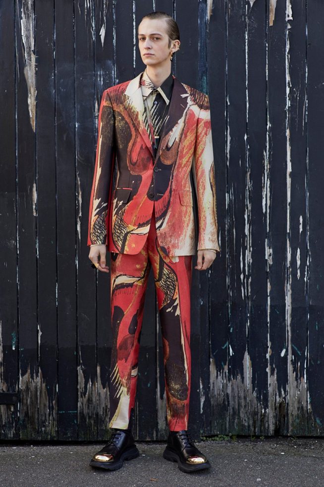 https___hypebeast-com_image_2020_01_alexander-mcqueen-fall-winter-2020-lookbook-mens-sarah-burton-30