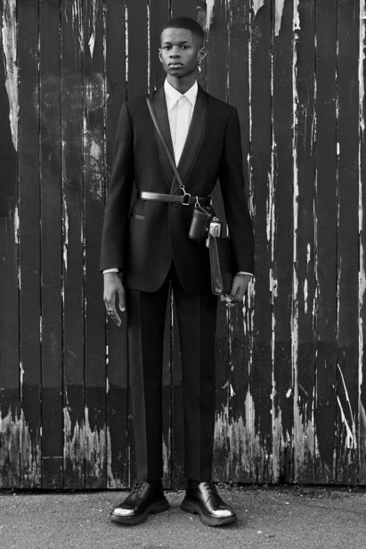 https___hypebeast-com_image_2020_01_alexander-mcqueen-fall-winter-2020-lookbook-mens-sarah-burton-37