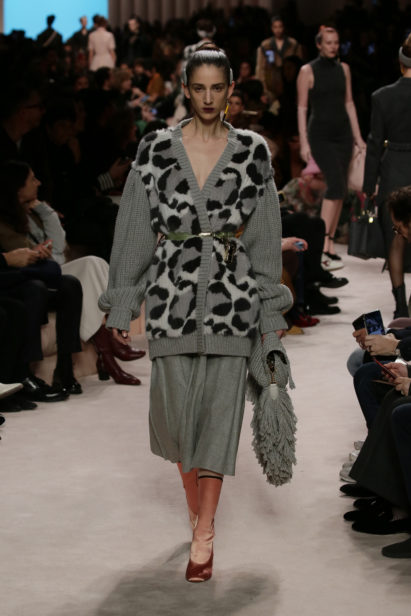 08_fendi_woman_fw_20_21