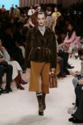 26_fendi_woman_fw_20_21