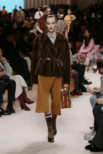 26_fendi_woman_fw_20_21