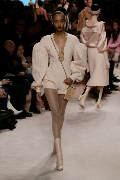 43_fendi_woman_fw_20_21