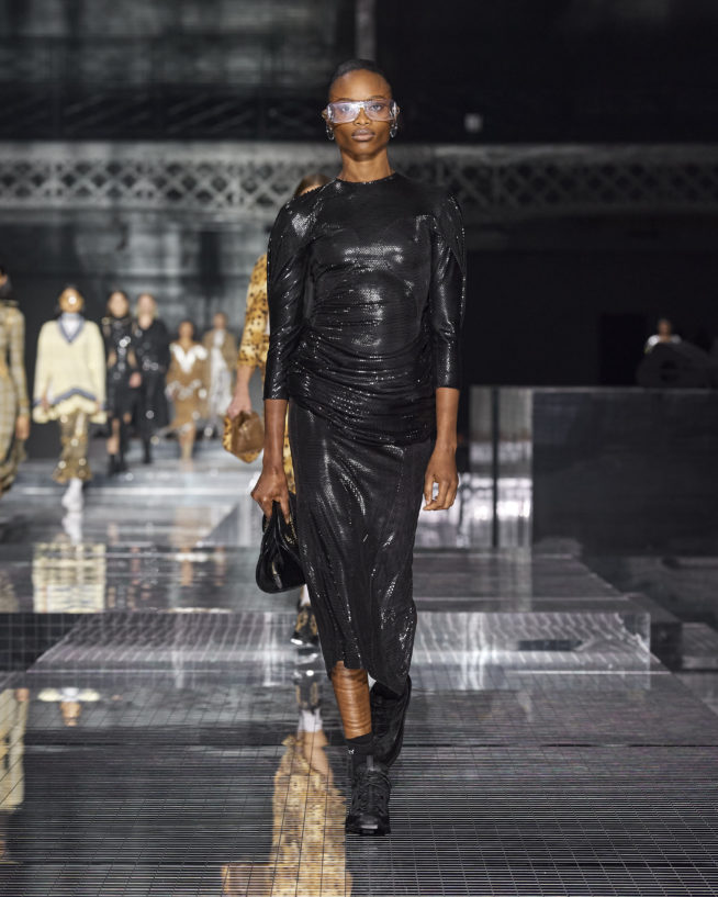 burberry-autumn_winter-2020-collection-look-100