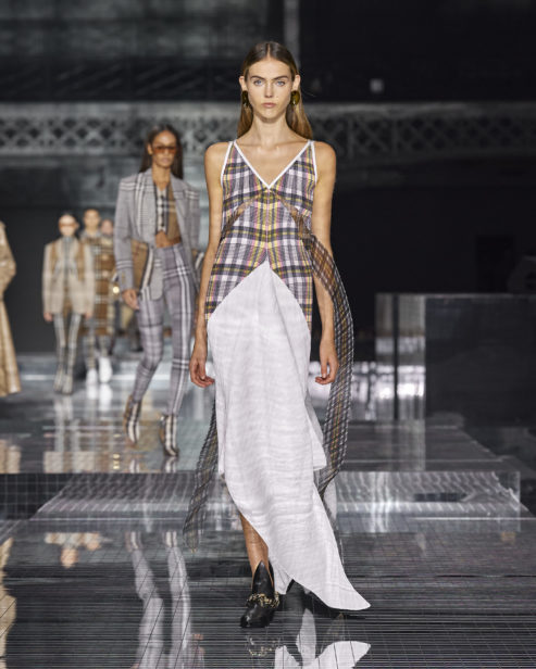burberry-autumn_winter-2020-collection-look-43