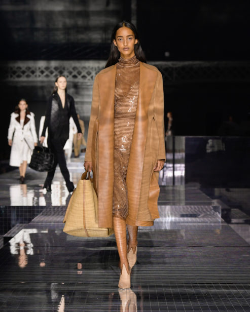 burberry-autumn_winter-2020-collection-look-7_002