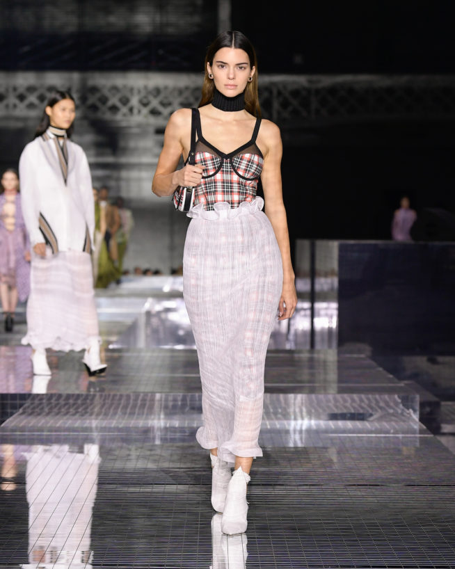 burberry-autumn_winter-2020-collection-look-71_001