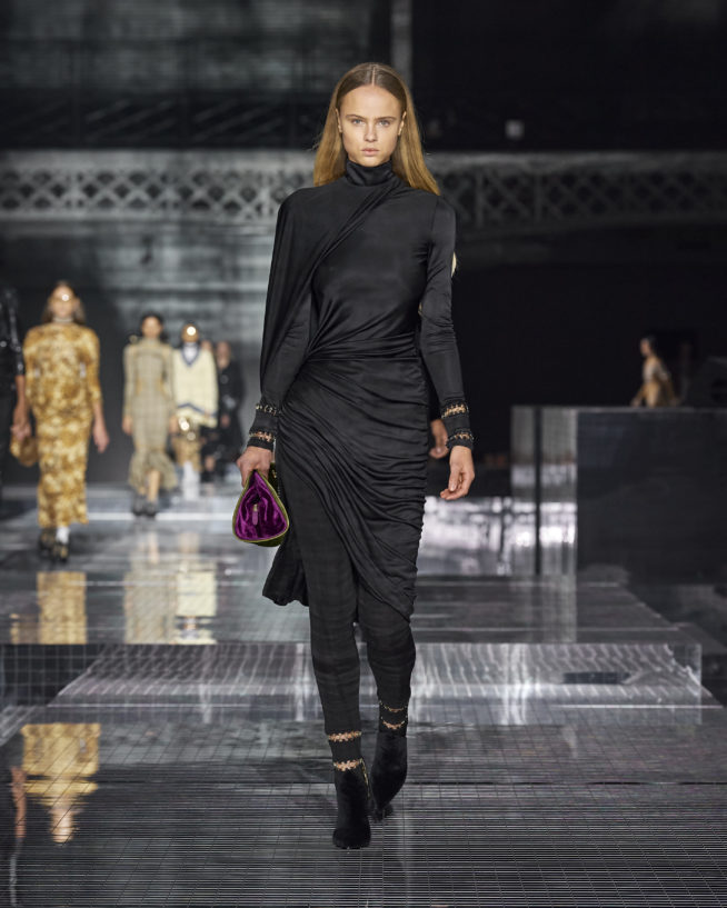 burberry-autumn_winter-2020-collection-look-98