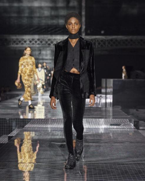 burberry-autumn_winter-2020-collection-look-99