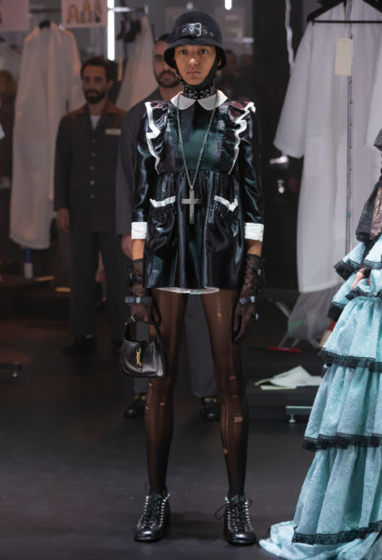 s03_w_fw_digital_look32
