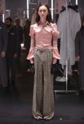 s03_w_fw_digital_look5