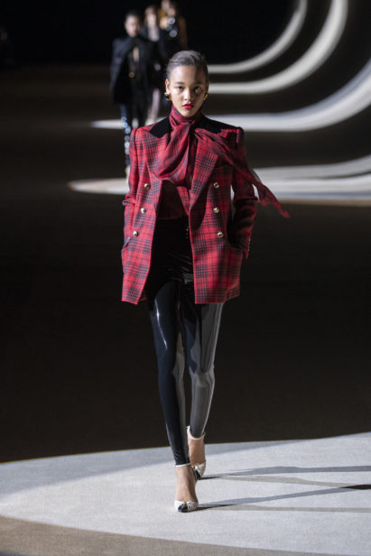 saint_laurent_winter20_runway_01_hr