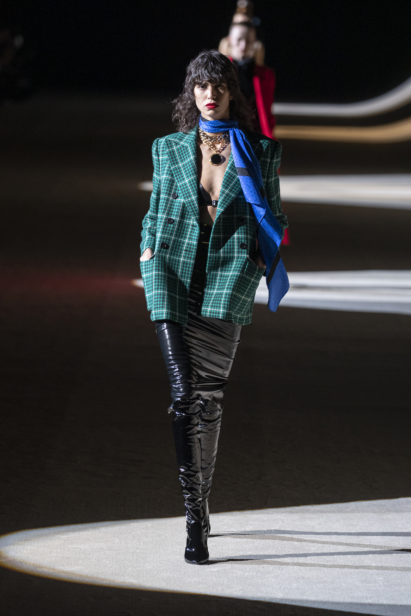 saint_laurent_winter20_runway_38_hr