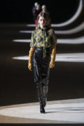 saint_laurent_winter20_runway_50_hr