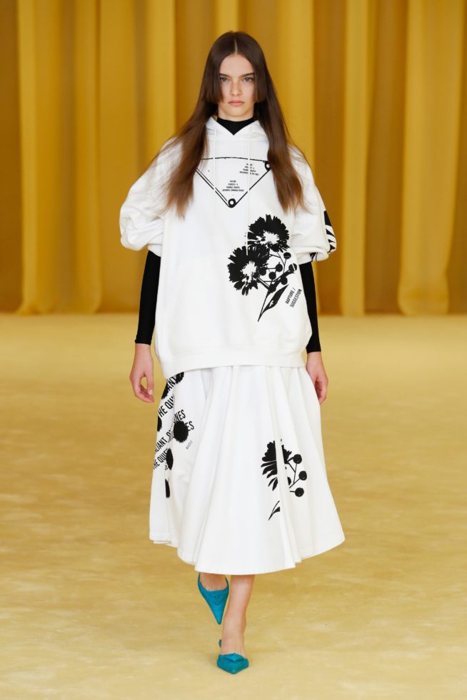 00024-prada-rtw-spring-21