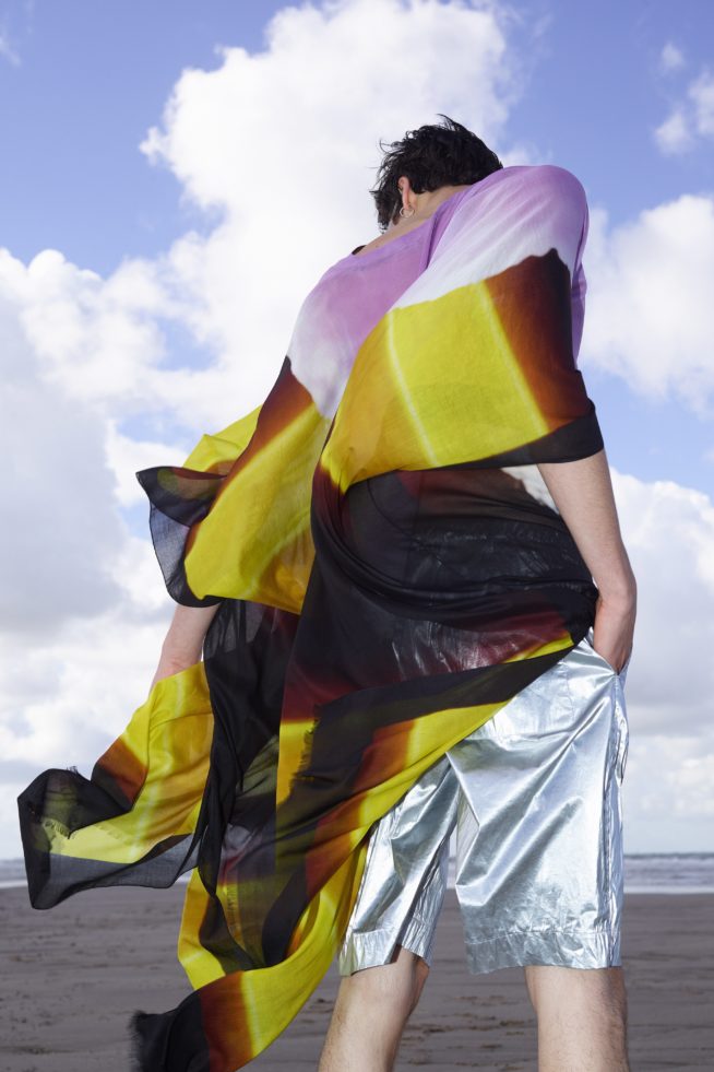 00038-dries-van-noten-rtw-spring-2021-credit-viviane-sassen