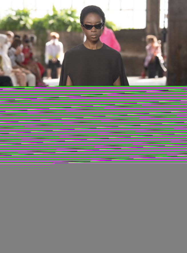 024-valentino-collezione-milano